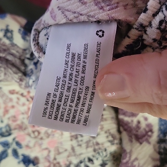 Knox Rose Size Large Multicolor Floral Blouse - Picture 4 of 4